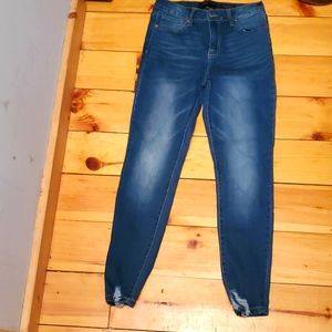 Kendall + Kylie the Ultimate Babies Skinny